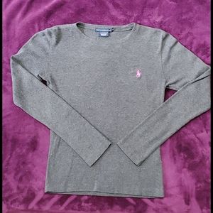Gray long sleeve tshirt